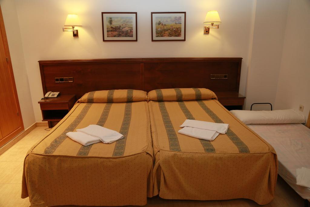 Hotel Tio Felipe Carboneras Zimmer foto